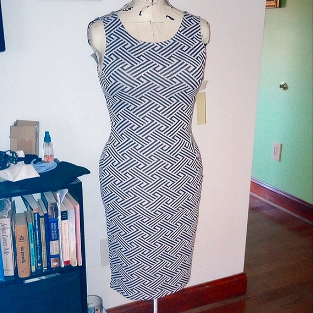 Apricot Lane, Geometrically designed Dress; Navy; So Cute; NWT; Medium
